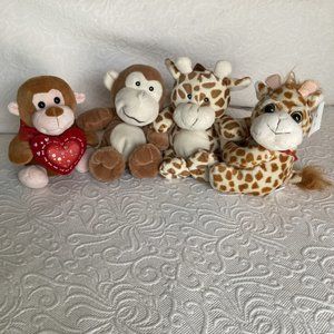 Super cute and soft stuffed animals! (2) Giraffe's and (2) Monkeys